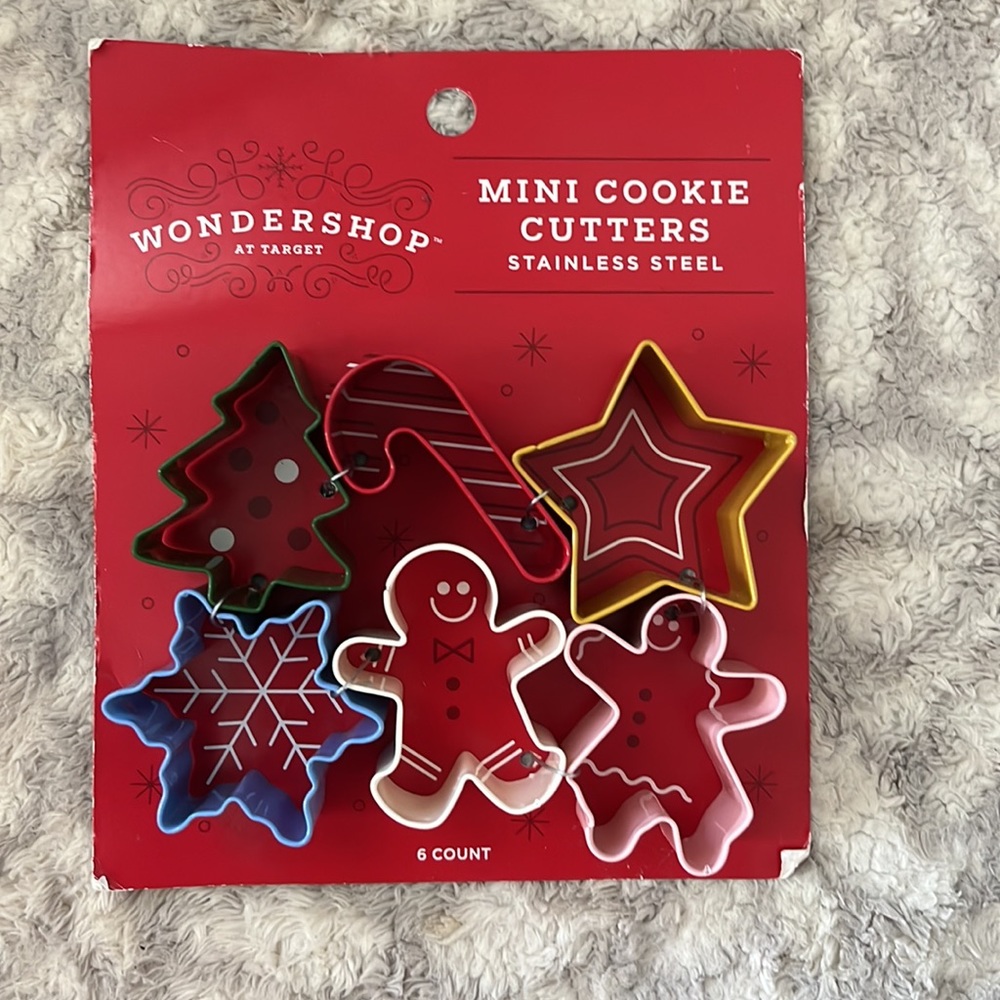 Wondershop Mini Cookie Cutters (6): candy cane/star/tree/snowflake/gingerbread